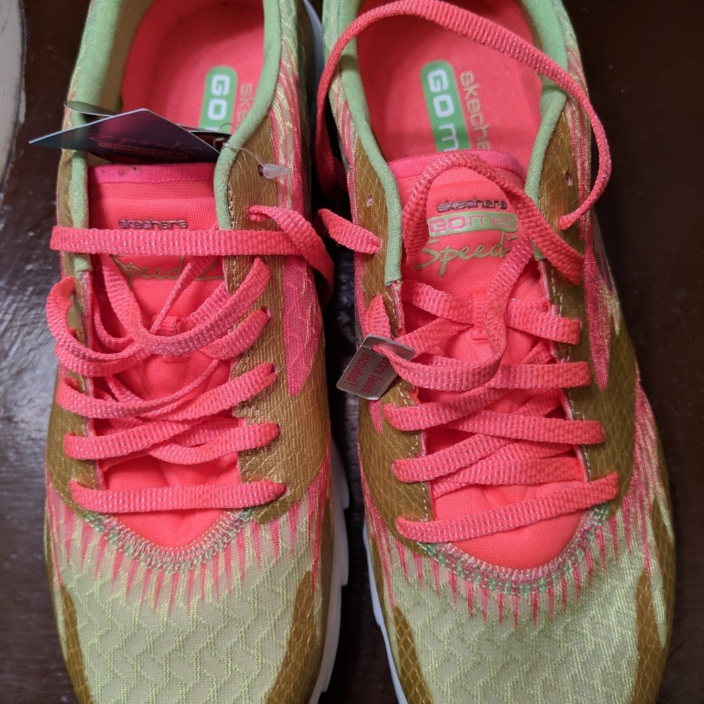 Skechers shoes
